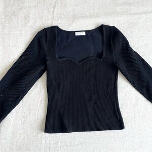 Aritzia sweetheart Ribbed Long Sleeve Top sculpt knit black
